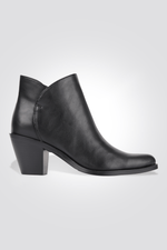 LADY COMFORT - מגפון עקב בצבע שחור - MASHBIR//365