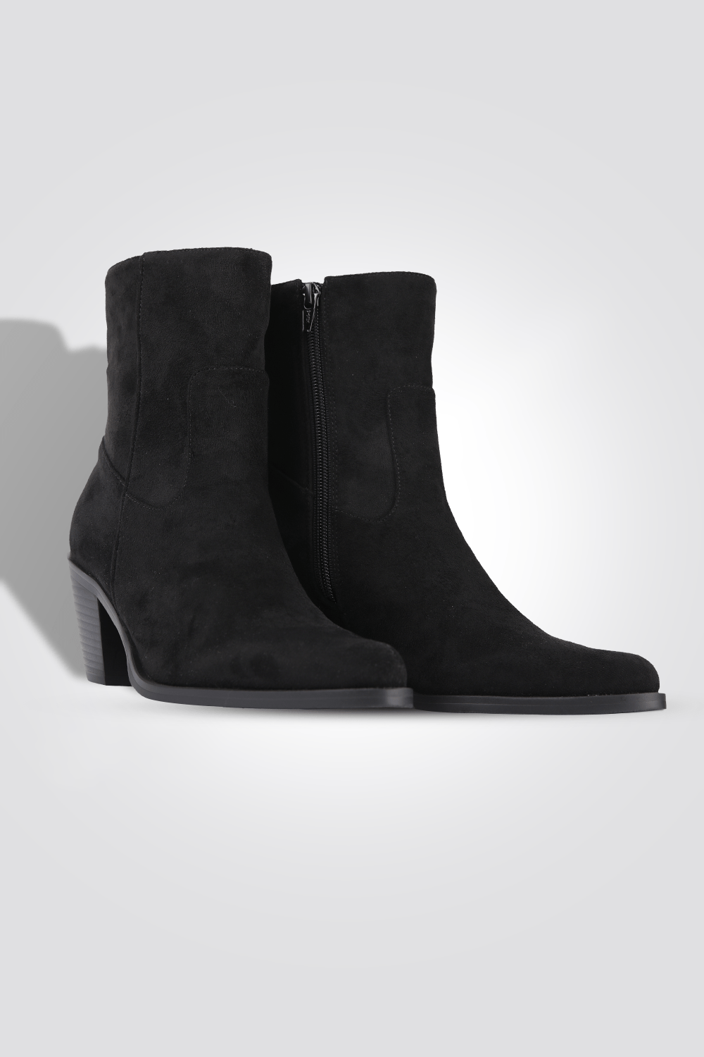 LADY COMFORT - מגפון לנשים בצבע שחור - MASHBIR//365