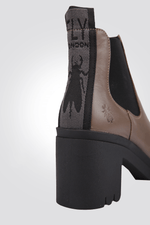 FLY LONDON - מגפון צ'לסי עקב בצבע בז' - MASHBIR//365