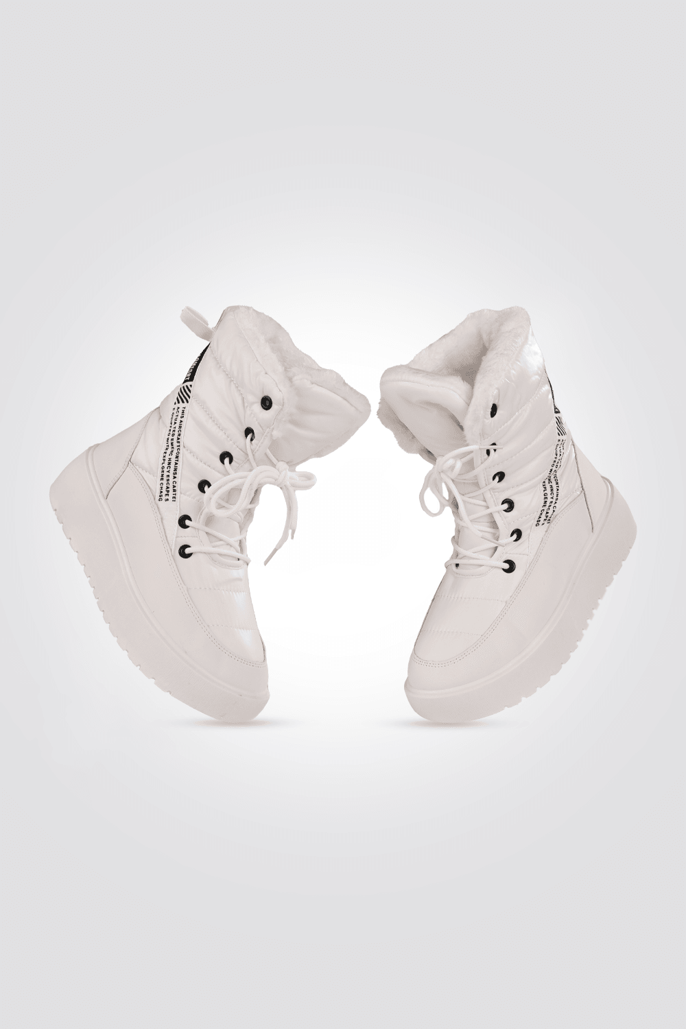 LADY COMFORT - מגפון ניילון עם פרווה בצבע לבן - MASHBIR//365