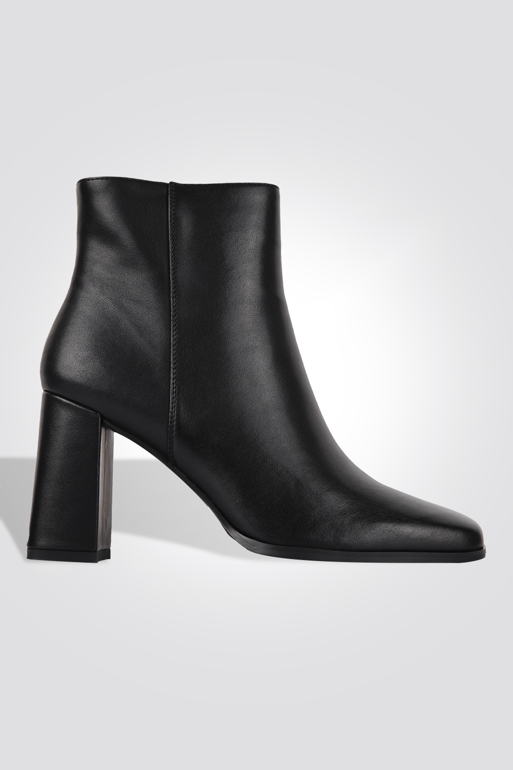 KENNETH COLE - מגפון נשים עקב מרובע - MASHBIR//365