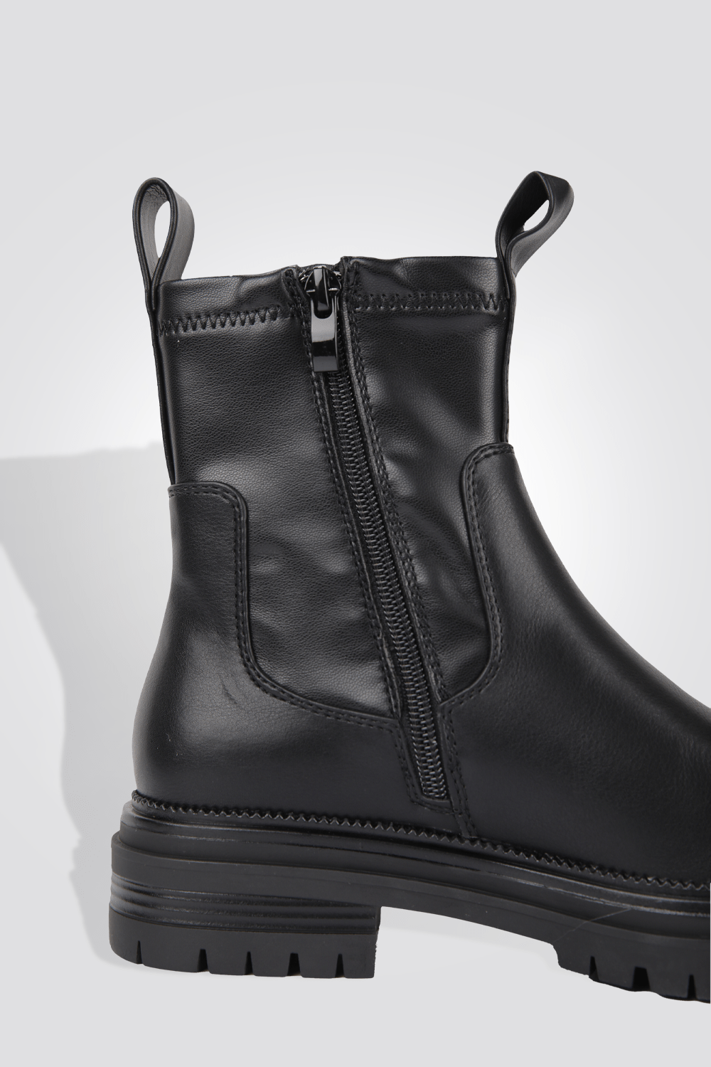 LADY COMFORT - מגפון נוחות בצבע שחור - MASHBIR//365