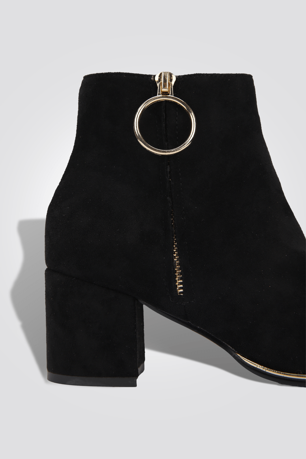 LADY COMFORT - מגפון נוחות עם רוכסן לנשים בצבע שחור - MASHBIR//365