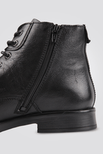 KENNETH COLE - מגפון עור לגבר בצבע שחור - MASHBIR//365