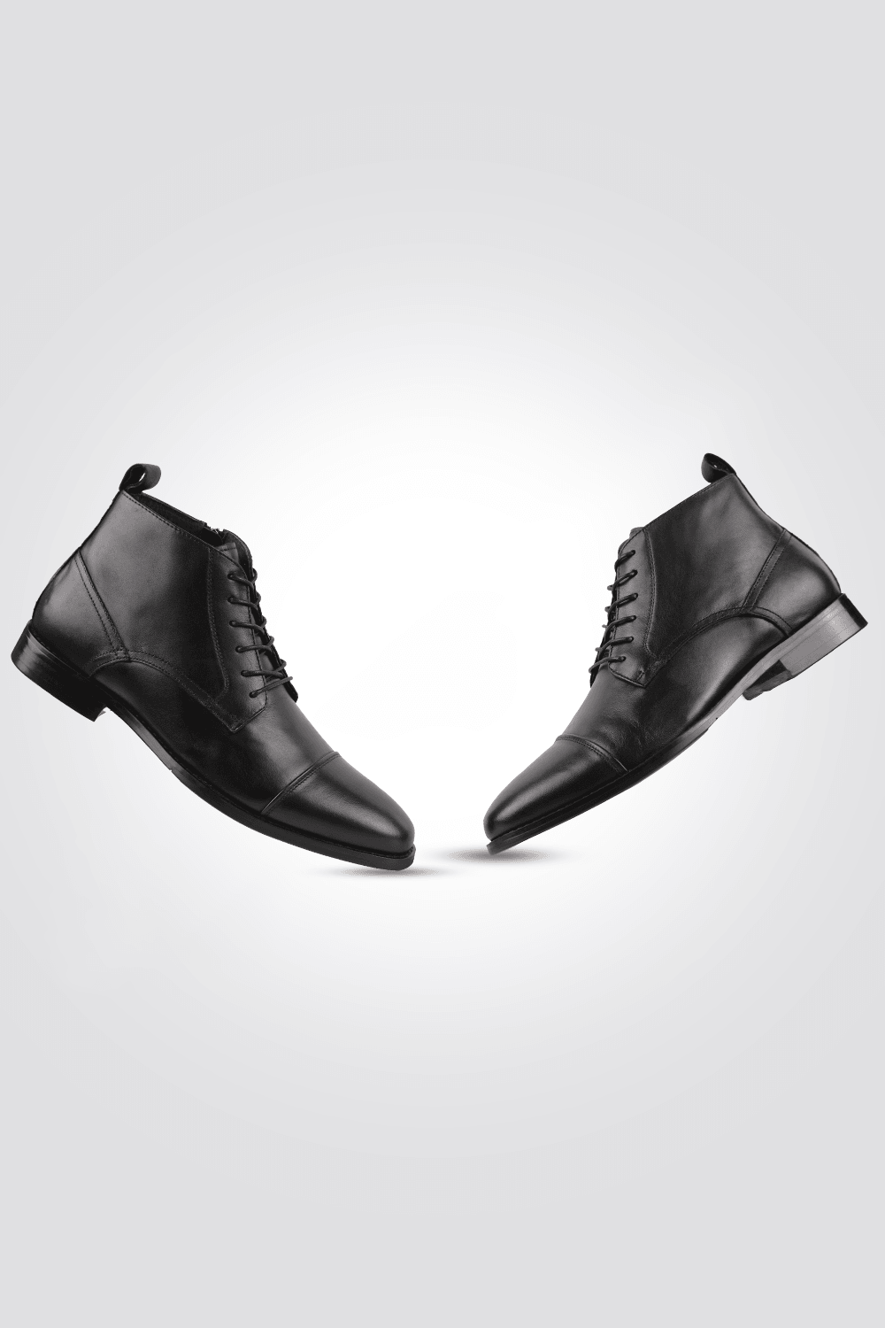 KENNETH COLE - מגפון עור לגבר בצבע שחור - MASHBIR//365