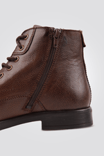 KENNETH COLE - מגפון עור לגבר בצבע חום - MASHBIR//365