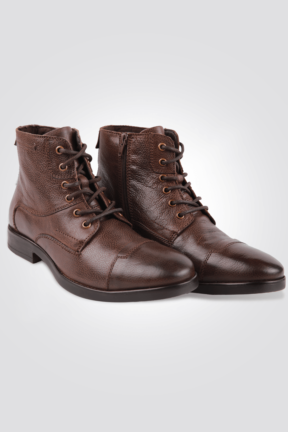 KENNETH COLE - מגפון עור לגבר בצבע חום - MASHBIR//365