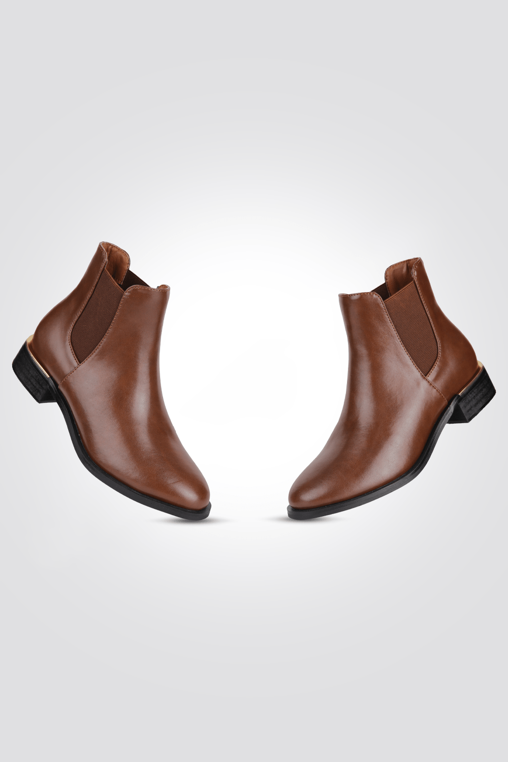KENNETH COLE - מגפון עור לנשים בצבע חום - MASHBIR//365