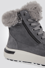 GEOX - מגפון זמש לנשים בצבע אפור - MASHBIR//365