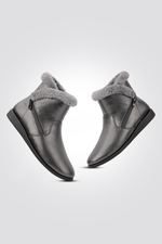 LADY COMFORT - מגפונים לנשים דמוי פרווה בצבע אפור - MASHBIR//365