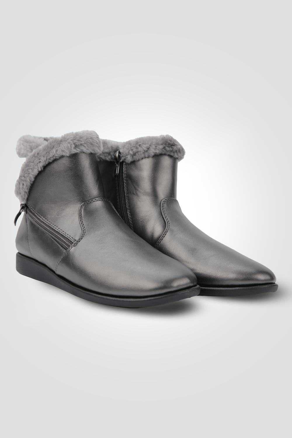 LADY COMFORT - מגפונים לנשים דמוי פרווה בצבע אפור - MASHBIR//365