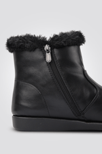 LADY COMFORT - מגפונים לנשים דמוי פרווה בצבע שחור - MASHBIR//365