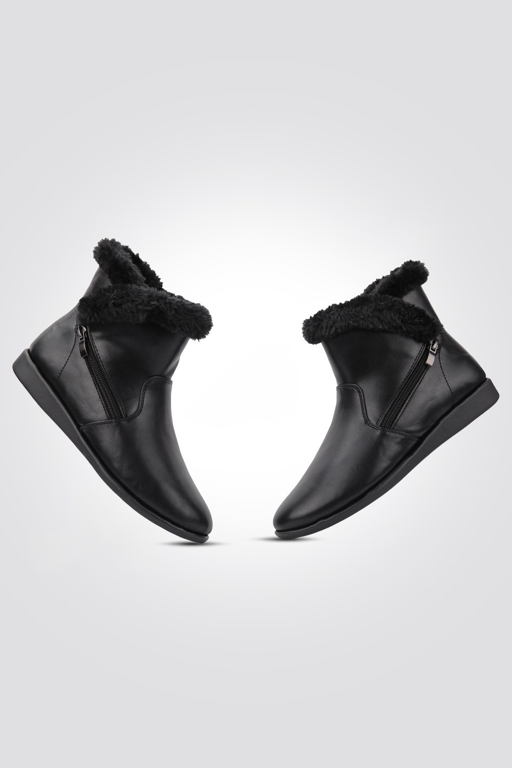 LADY COMFORT - מגפונים לנשים דמוי פרווה בצבע שחור - MASHBIR//365