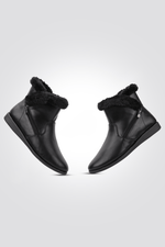 LADY COMFORT - מגפונים לנשים דמוי פרווה בצבע שחור - MASHBIR//365