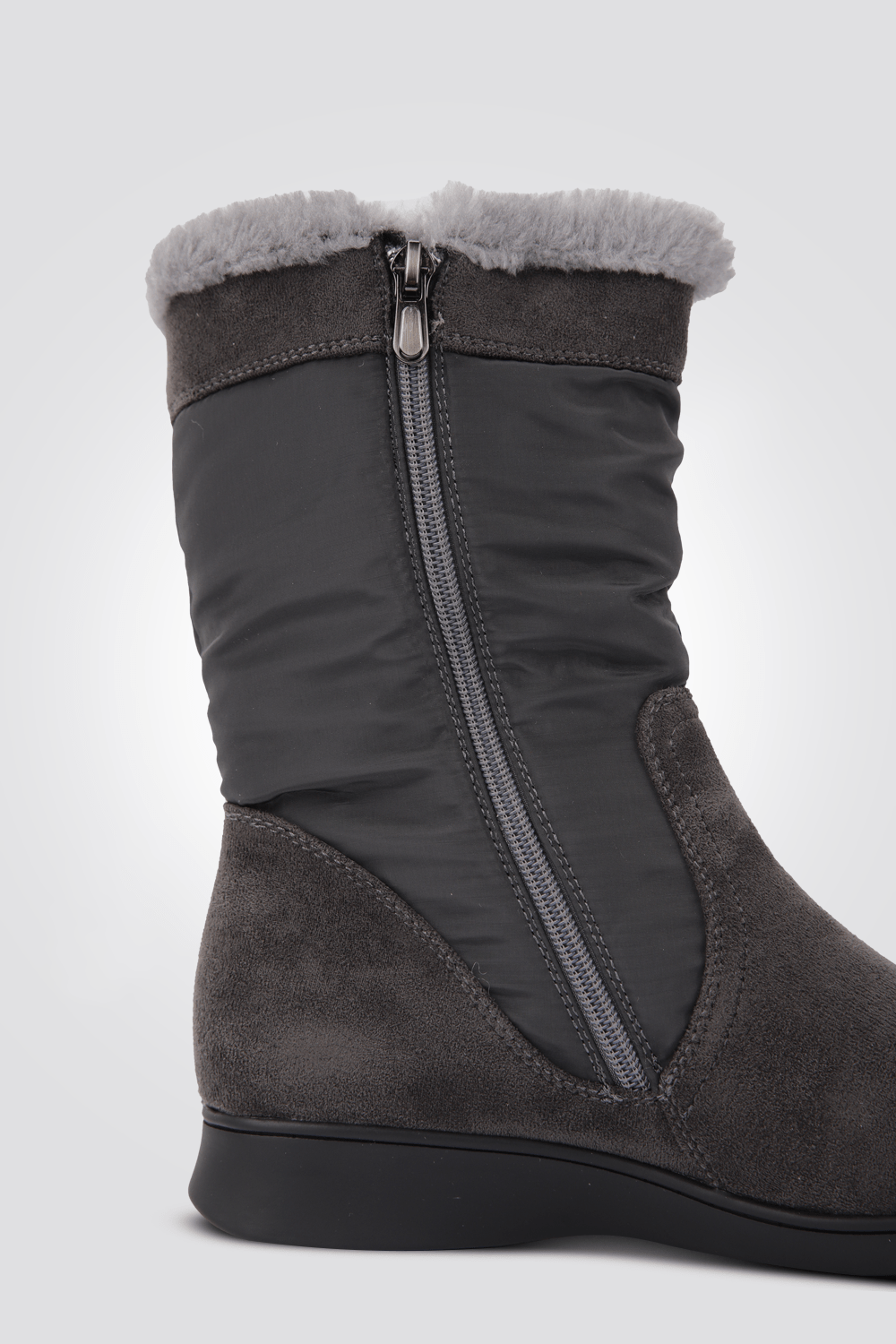 LADY COMFORT - מגפונים לנשים עם פרווה בצבע אפור - MASHBIR//365