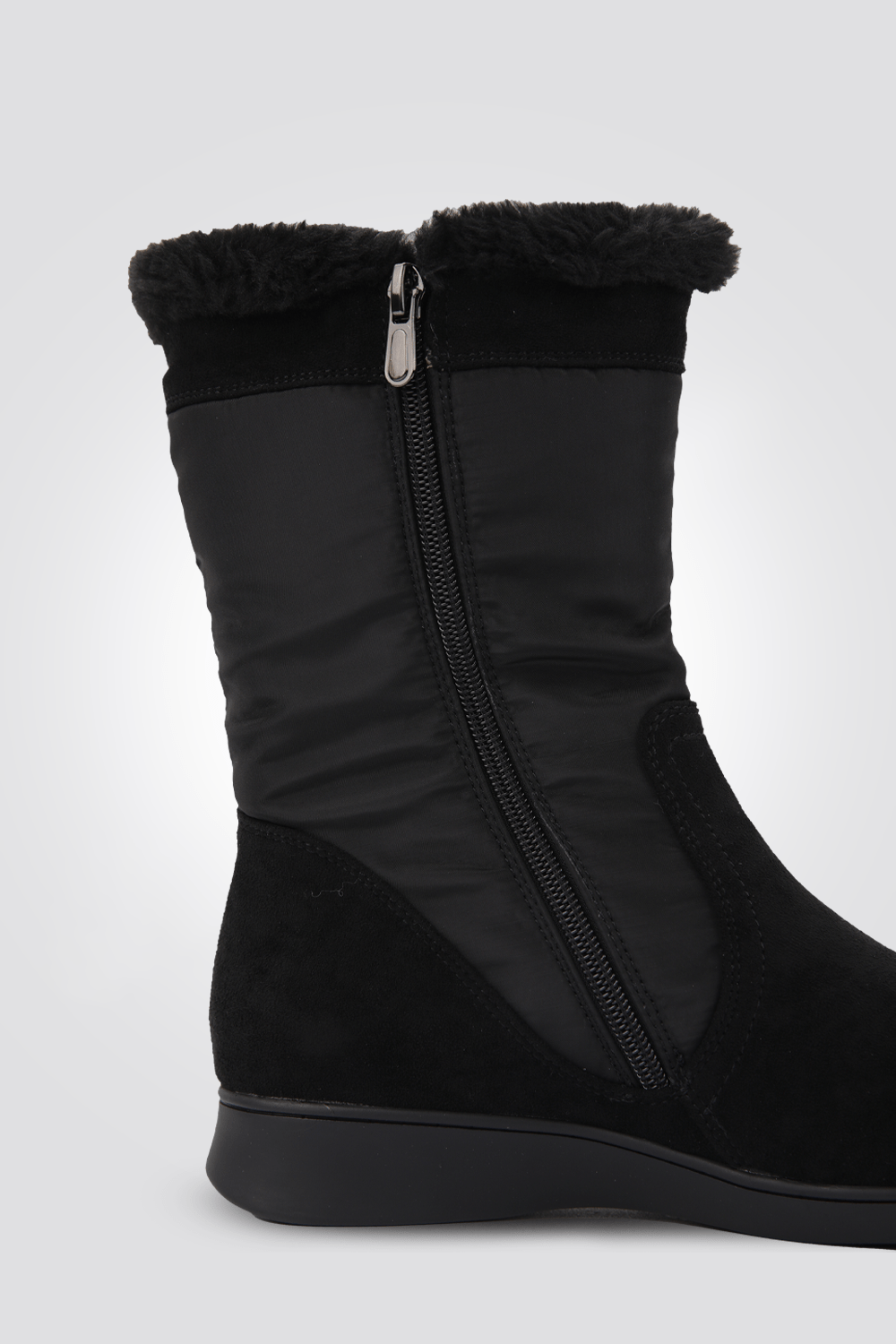 LADY COMFORT - מגפונים לנשים עם פרווה בצבע שחור - MASHBIR//365