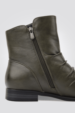 LADY COMFORT - מגפונים לנשים עם כיוץ בצבע ירוק זית - MASHBIR//365