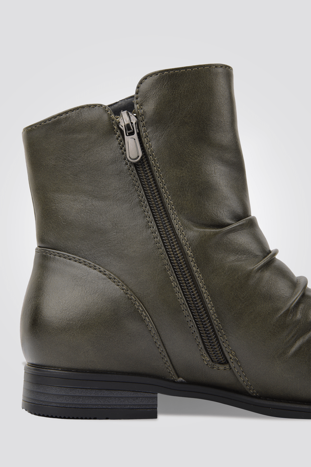 LADY COMFORT - מגפונים לנשים עם כיוץ בצבע ירוק זית - MASHBIR//365