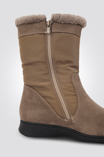 LADY COMFORT - מגפונים לנשים משולבים פרווה בצבע בז' - MASHBIR//365