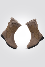 LADY COMFORT - מגפונים לנשים משולבים פרווה בצבע בז' - MASHBIR//365