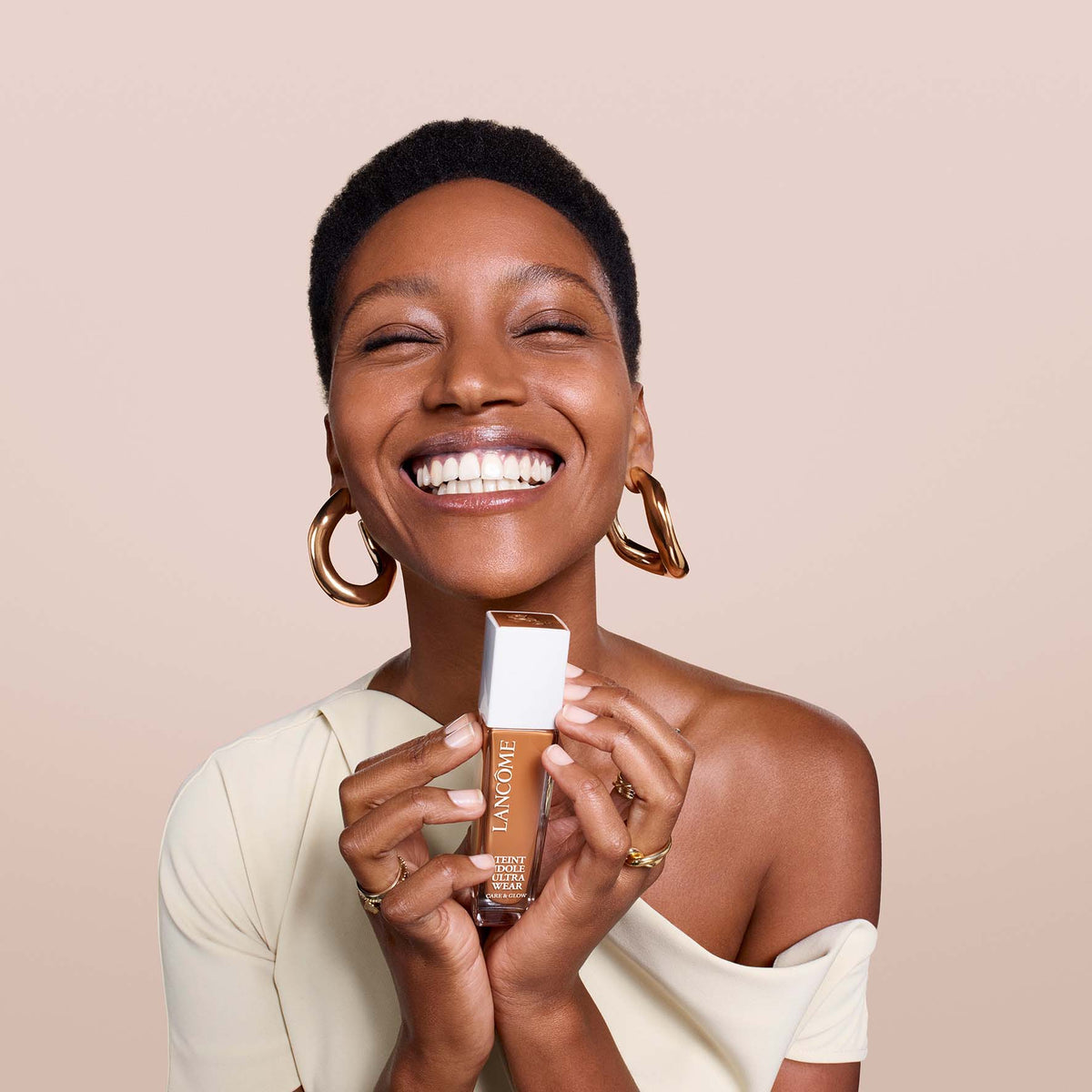 Lancome - מייקאפ 30 מ"ל IDOLE ULTRA WEAR Care & Glow - MASHBIR//365