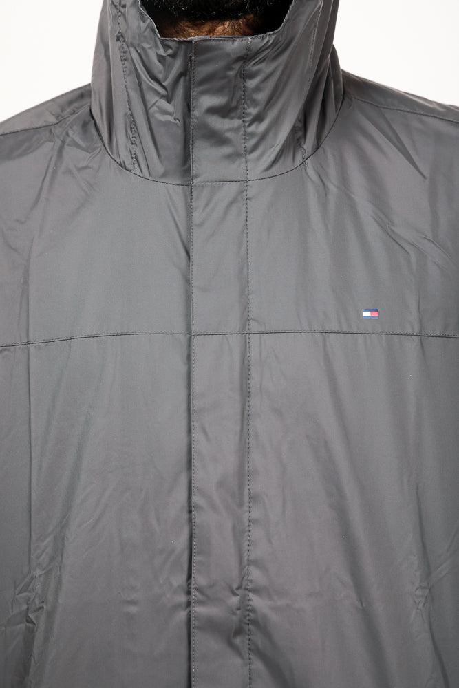 Tommy Hilfiger - מעיל גשם בצבע אפור - MASHBIR//365