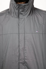 Tommy Hilfiger - מעיל גשם בצבע אפור - MASHBIR//365