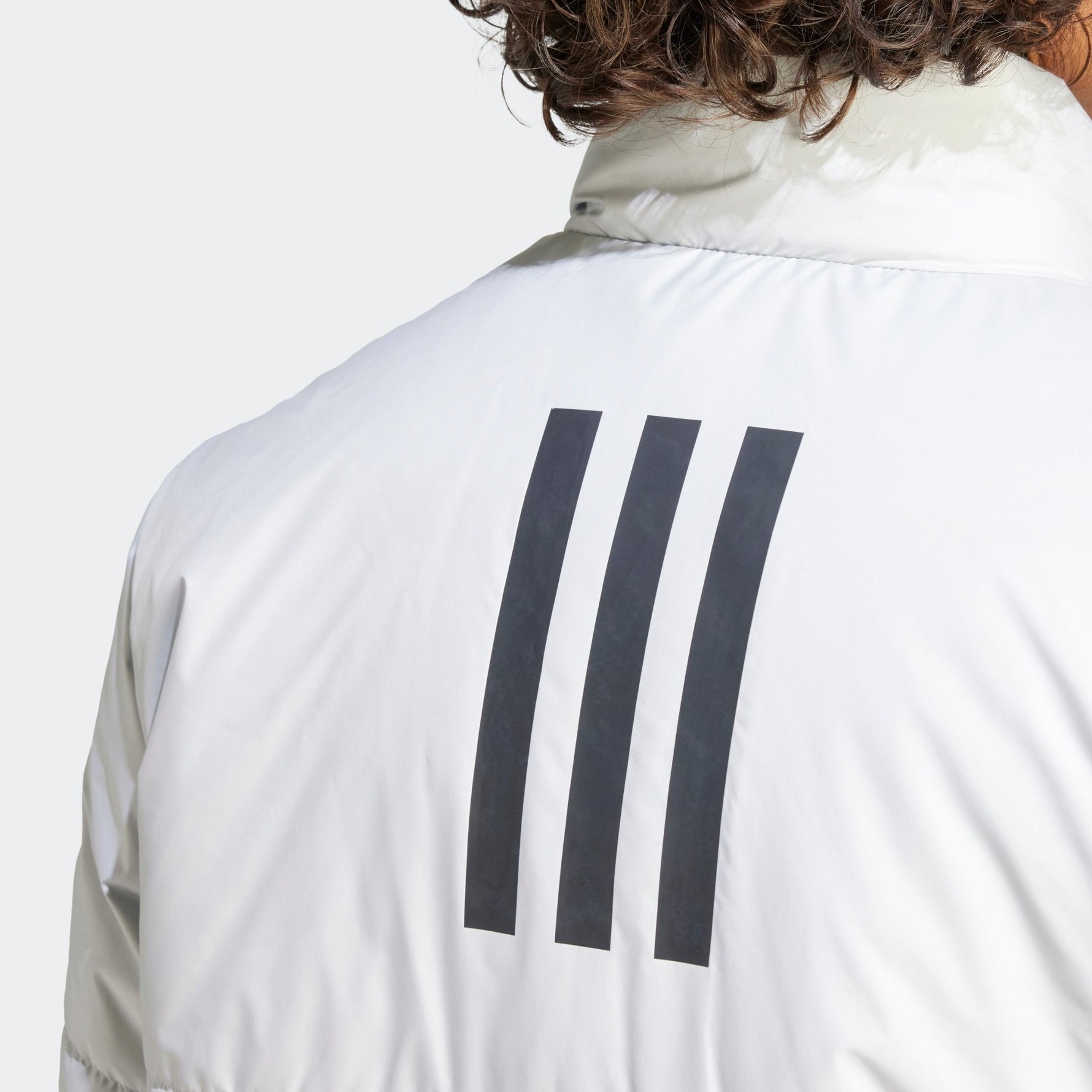 ADIDAS - מעיל לגברים BSC 3 STRIPES בצבע אפור בהיר - MASHBIR//365