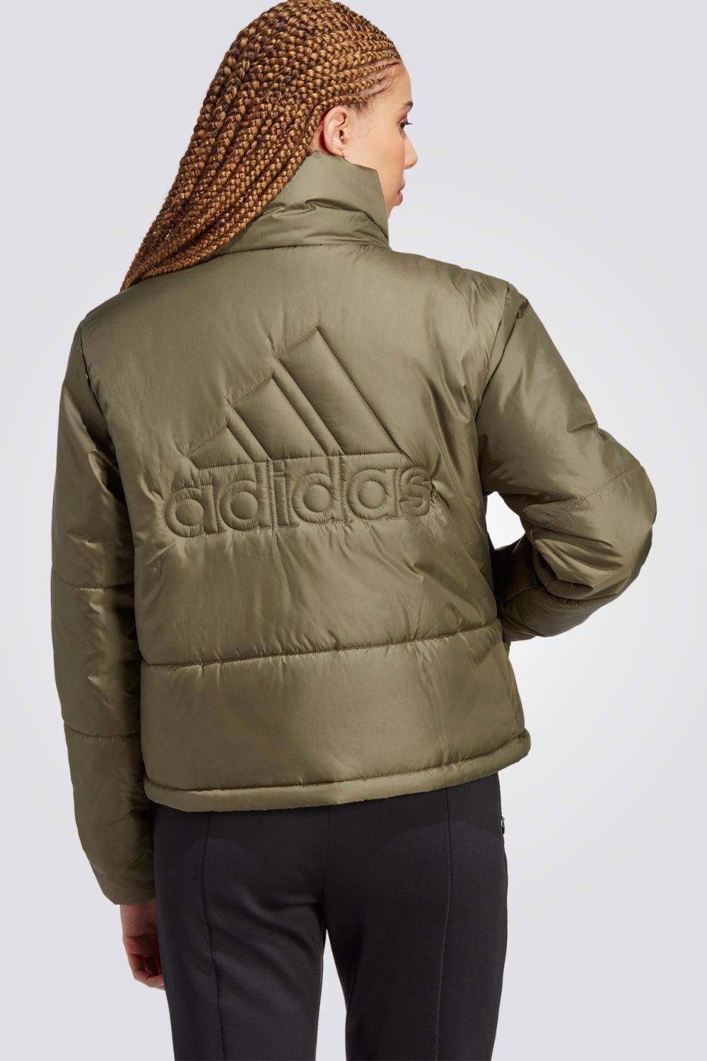 ADIDAS - מעיל לנשים BSC INSULATED בצבע ירוק זית - MASHBIR//365