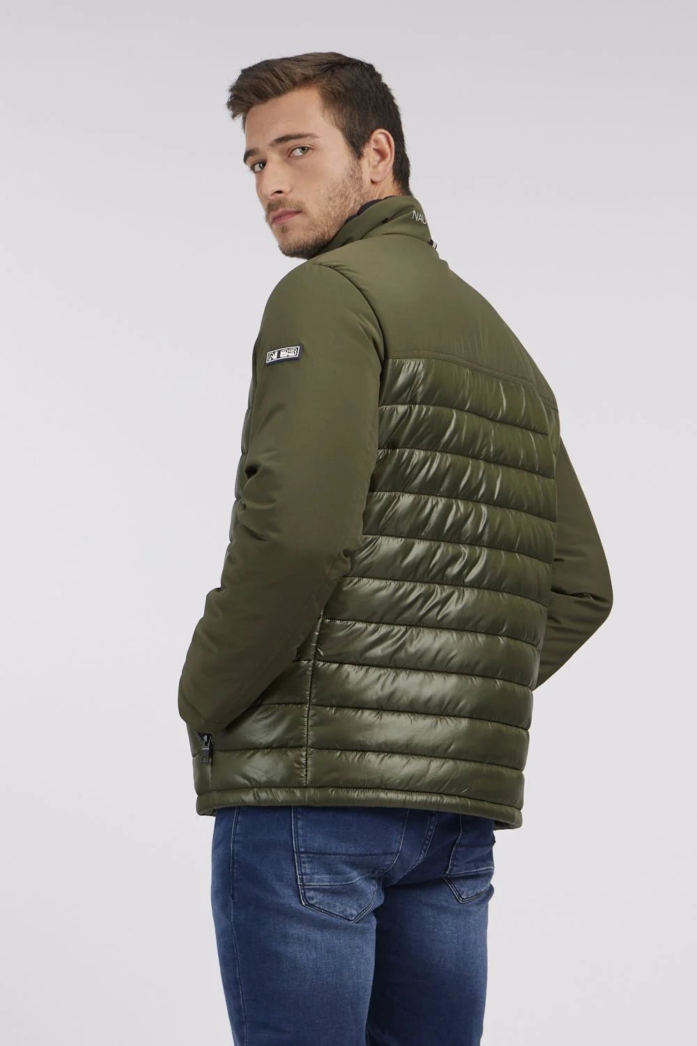 NAUTICA - מעיל מבריק לגבר בצבע ירוק זית - MASHBIR//365
