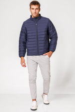 LEVI'S - מעיל ניילון בצבע נייבי - MASHBIR//365