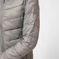 KENNETH COLE - מעיל ניילון לאישה עם קפלים בצבע אפור - MASHBIR//365 - 5