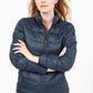 KENNETH COLE - מעיל ניילון לאישה עם קפלים בצבע נייבי - MASHBIR//365 - 1