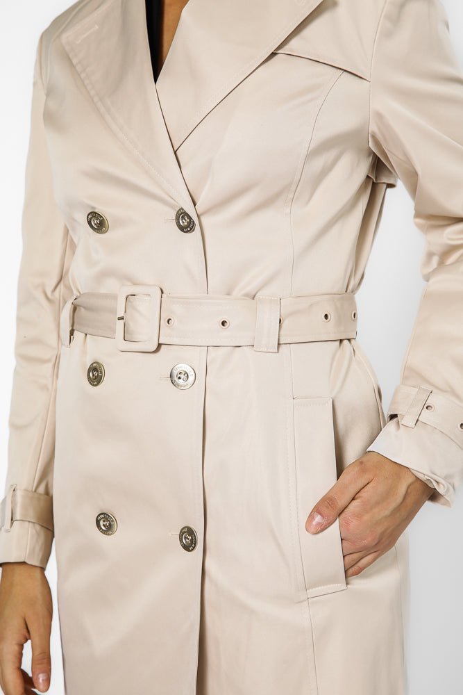 מעיל טרנץ' חול עם חגורה לנשים | קנת קול