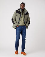 WRANGLER - מעיל צווארון גבוה בצבע ירוק זית - MASHBIR//365