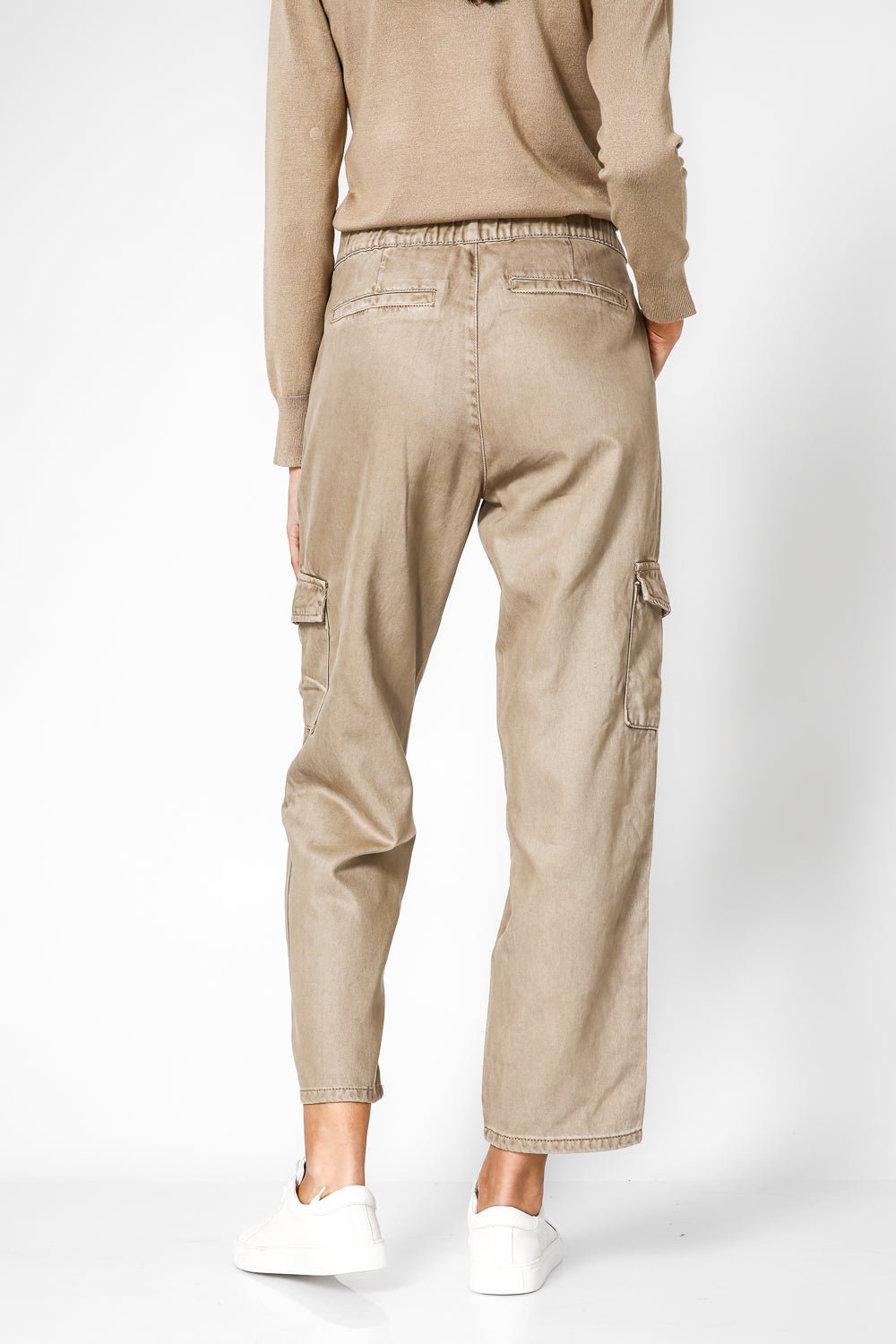 KENNETH COLE - מכנס דגמ"ח צבע בז' - MASHBIR//365