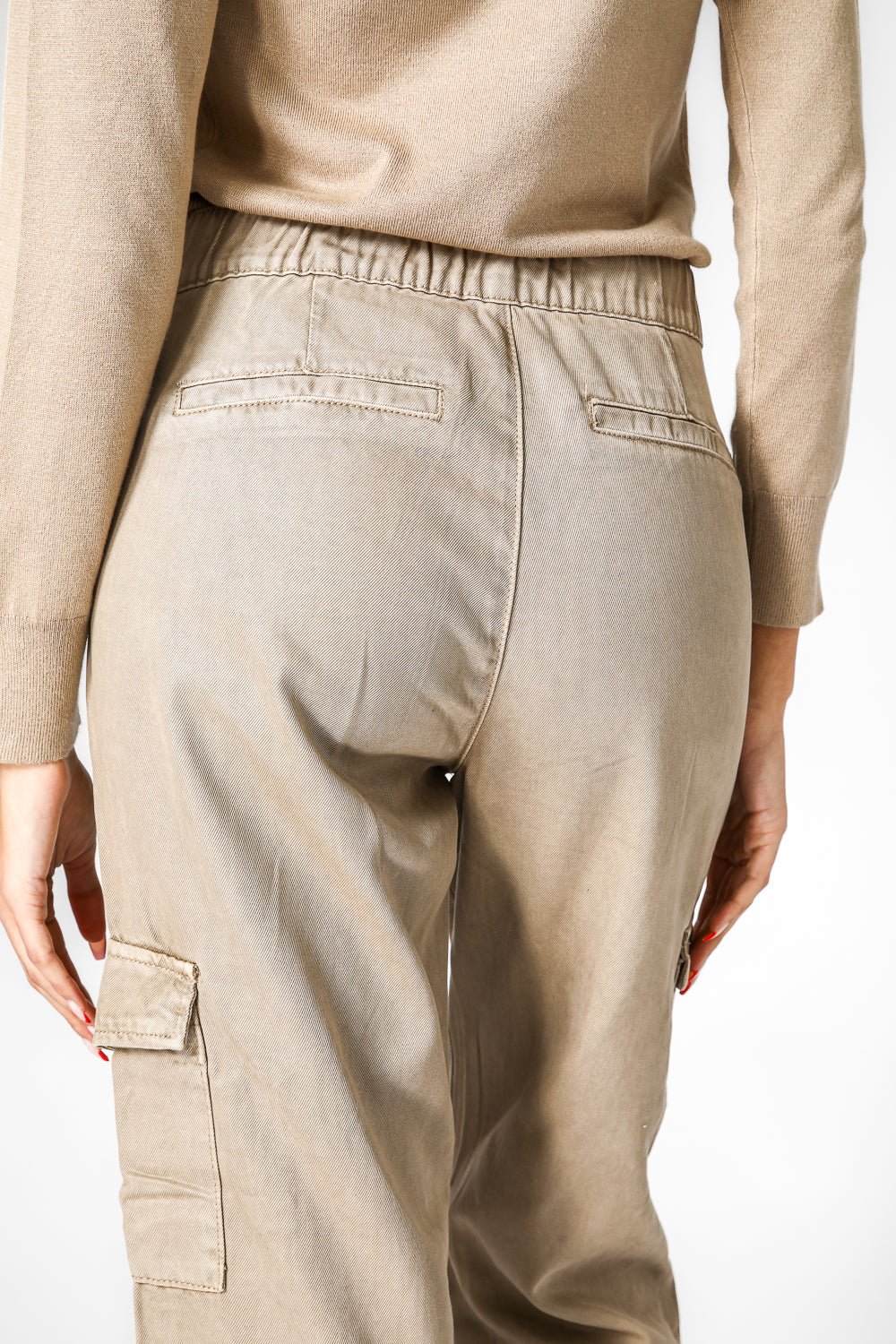 KENNETH COLE - מכנס דגמ"ח צבע בז' - MASHBIR//365