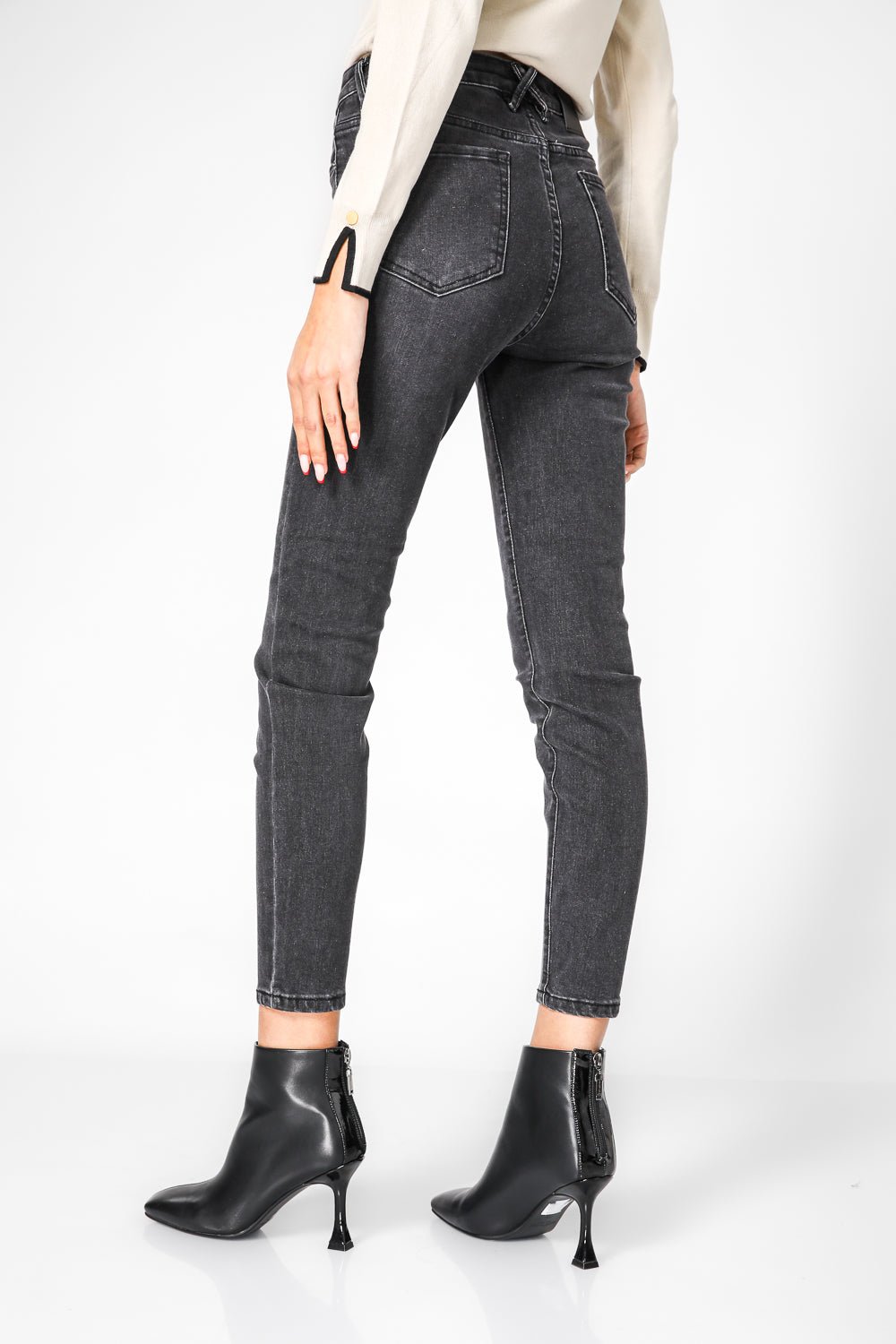 KENNETH COLE - מכנס ג'ינס SKINNY שחור - MASHBIR//365