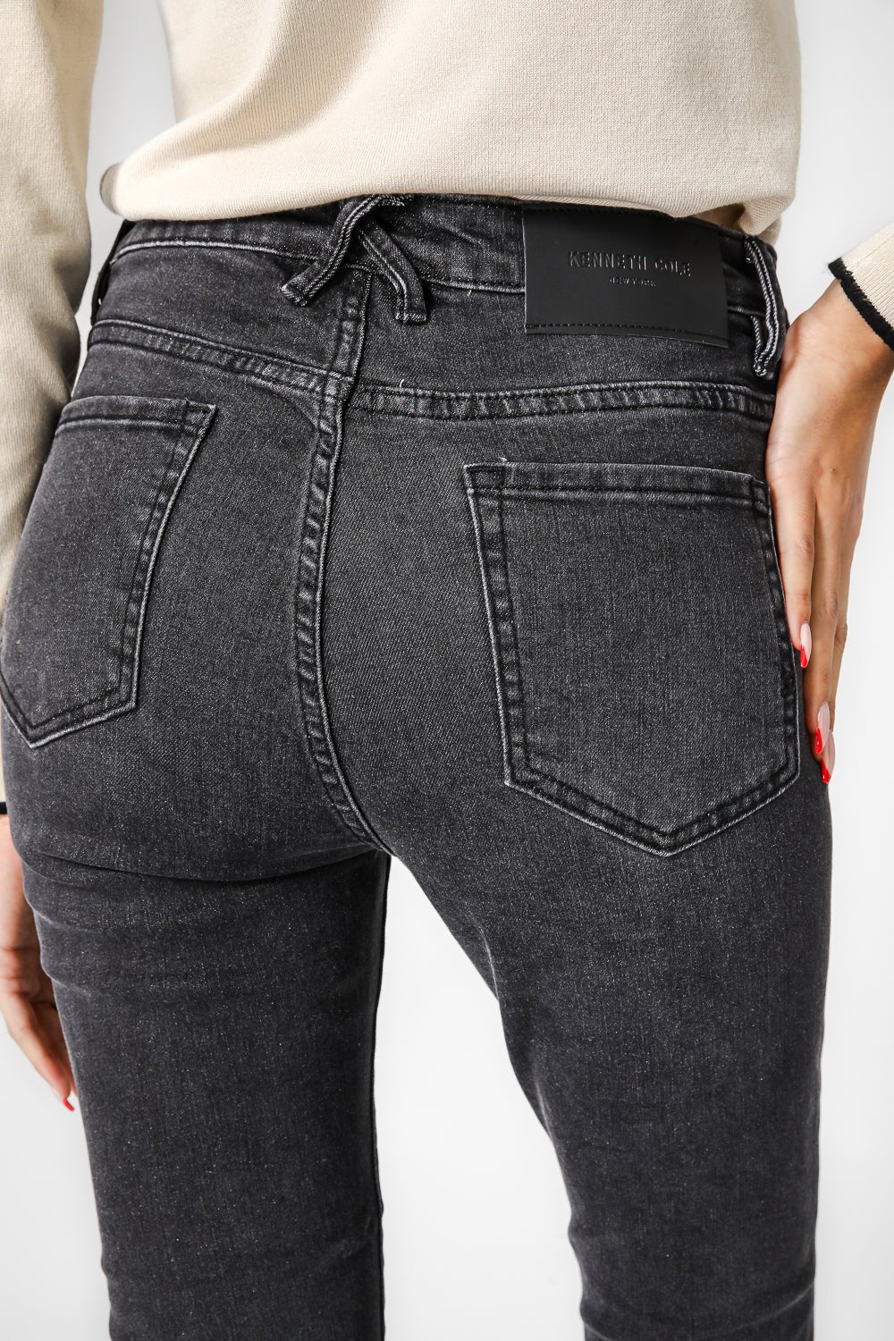 KENNETH COLE - מכנס ג'ינס SKINNY שחור - MASHBIR//365