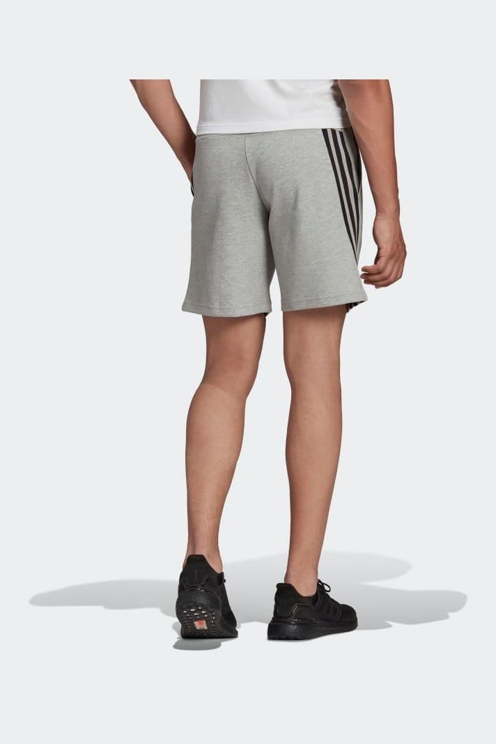 ADIDAS - מכנס קצר SPORTSWEAR FUTURE ICONS 3 בצבע אפור - MASHBIR//365