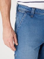 WRANGLER - מכנסי ברמודה CARPENTER SHORT בצבע כחול - MASHBIR//365