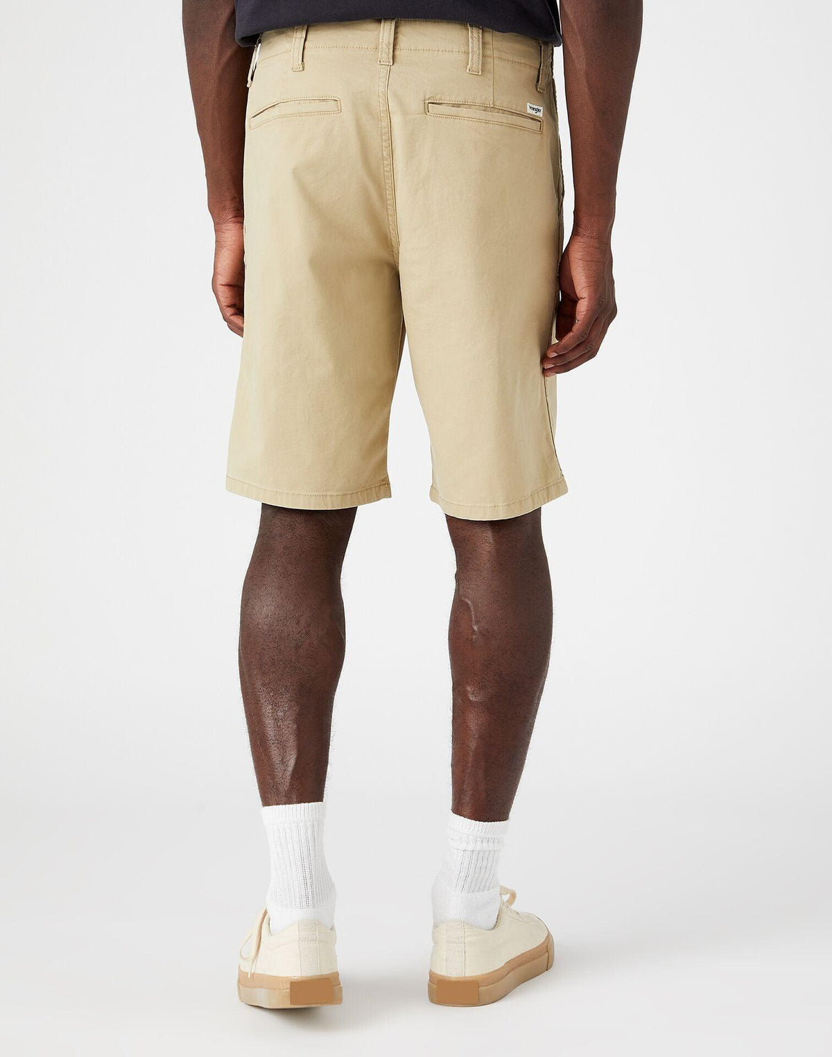 WRANGLER - מכנסי ברמודה CHINO חאקי - MASHBIR//365