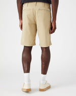 WRANGLER - מכנסי ברמודה CHINO חאקי - MASHBIR//365