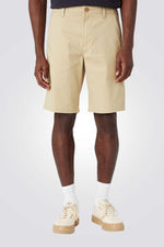 WRANGLER - מכנסי ברמודה CHINO חאקי - MASHBIR//365