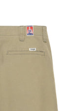 WRANGLER - מכנסי ברמודה CHINO חאקי - MASHBIR//365