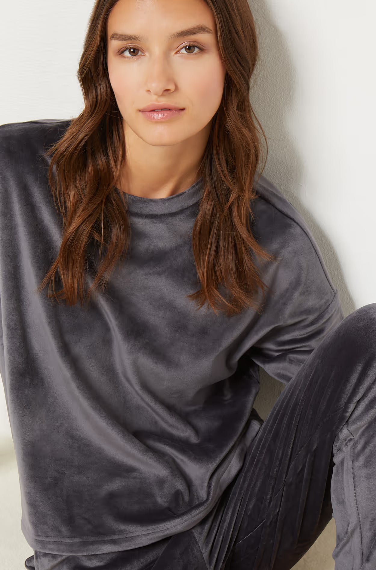 ETAM - מכנסי פיג'מה קטיפתיים DUNKAN בצבע אפור - MASHBIR//365