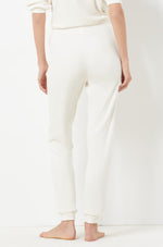 ETAM - מכנסי פיג'מה קטיפתיים DUNKAN בצבע קרם - MASHBIR//365