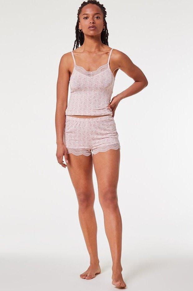 ETAM - מכנסי פיג'מה קצרים ANOUK הדפס פרחוני ורוד - MASHBIR//365