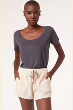 ETAM - מכנסי פיג'מה קצרים SACHE קרם - MASHBIR//365