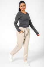 DELTA - מכנסי פוטר ארוכים בצבע בז' - MASHBIR//365